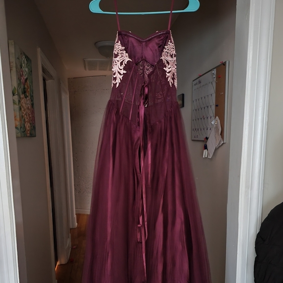 Prom Ballgown - Picture 2 of 4